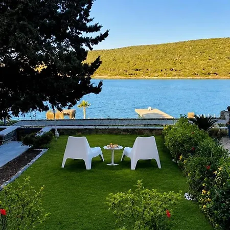 Seaside House * Кешме
